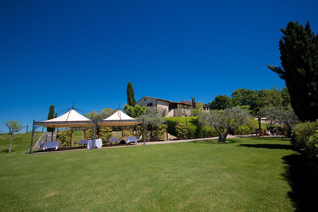 Agriturismo Le Colombe 아시시 외부 사진