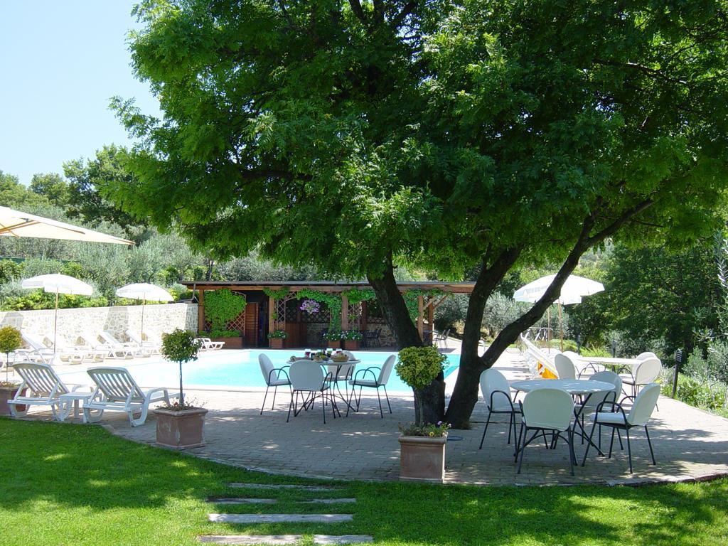 Agriturismo Le Colombe 아시시 외부 사진