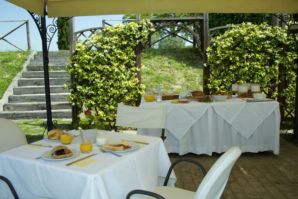 Agriturismo Le Colombe 아시시 외부 사진