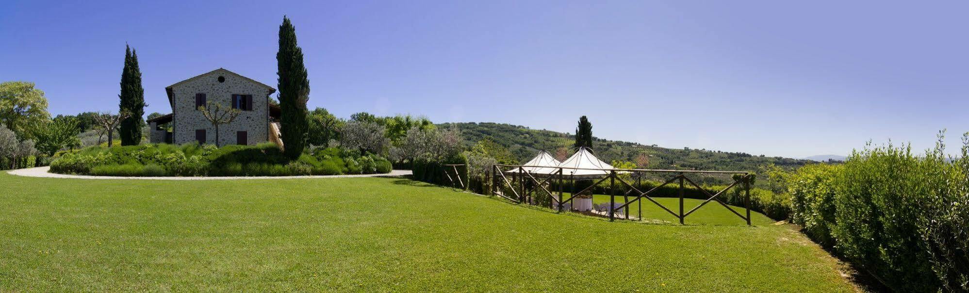 Agriturismo Le Colombe 아시시 외부 사진