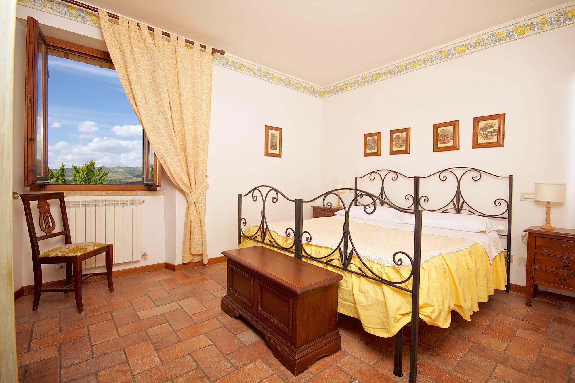Agriturismo Le Colombe 아시시 외부 사진